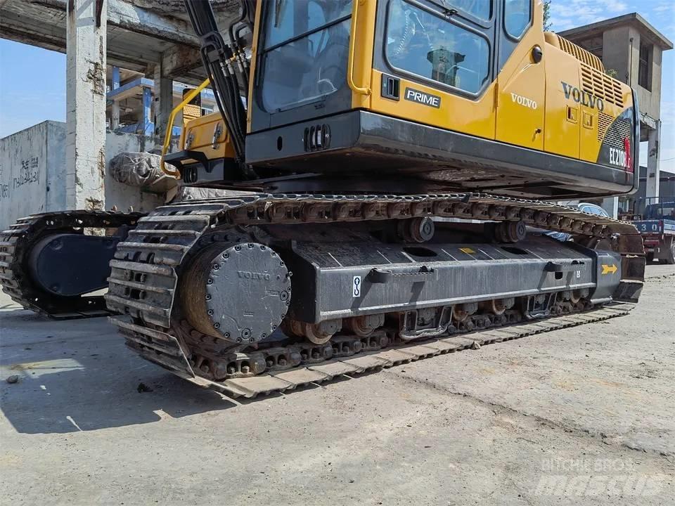 Volvo EC 210 B LC Mini pelle 7t-12t