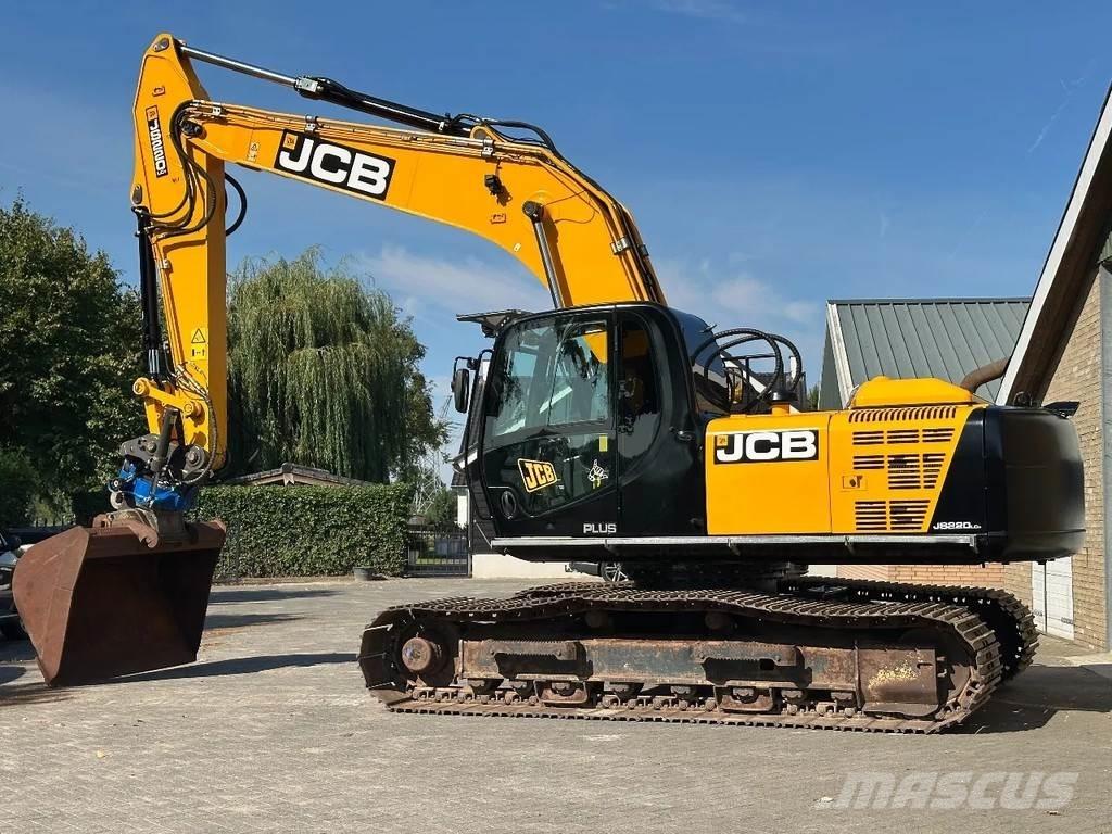 JCB JS220LC plus Pelle sur chenilles