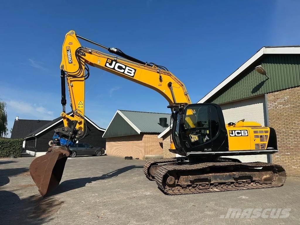 JCB JS220LC plus Pelle sur chenilles