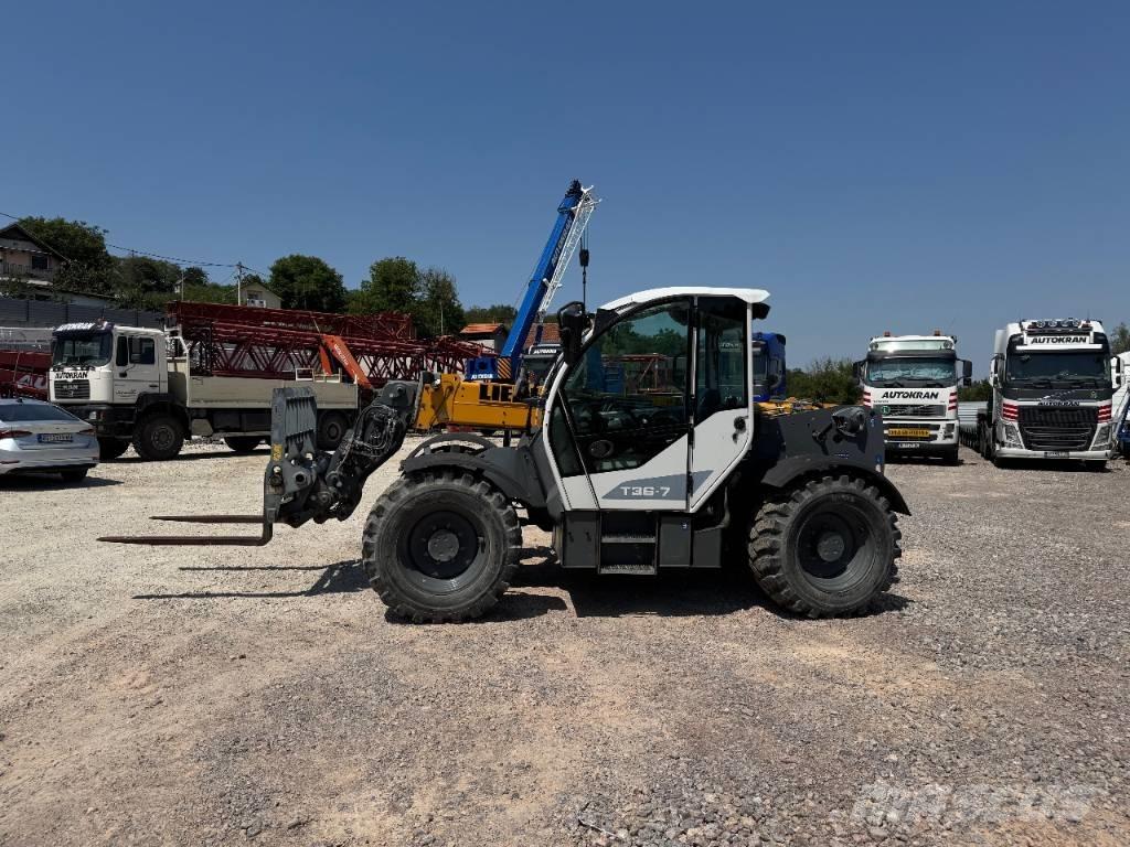 Liebherr T 36-7 Chariot télescopique