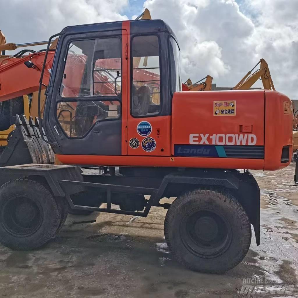 Hitachi EX 100 W D Pelle sur pneus