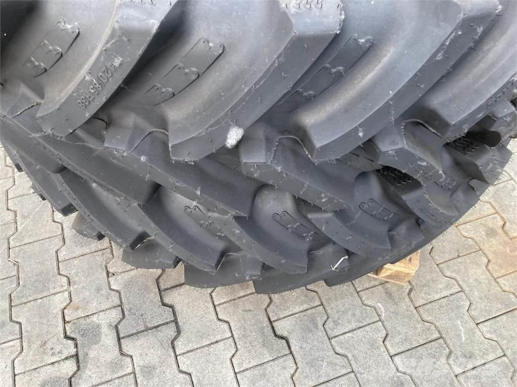 BKT 420/85R38 Pneus, roues et jantes