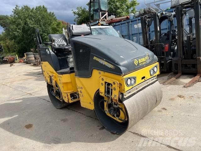 Bomag BW 100 AD-5 Rouleaux tandem