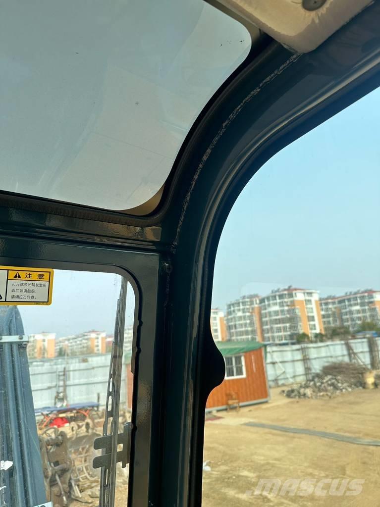 Hyundai 60 W Pelle sur pneus