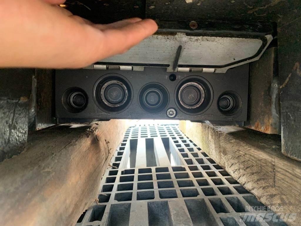  Oil Quick OQ 70 Attache rapide pour godet