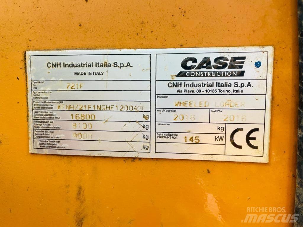 CASE 721 F Chargeuse sur pneus