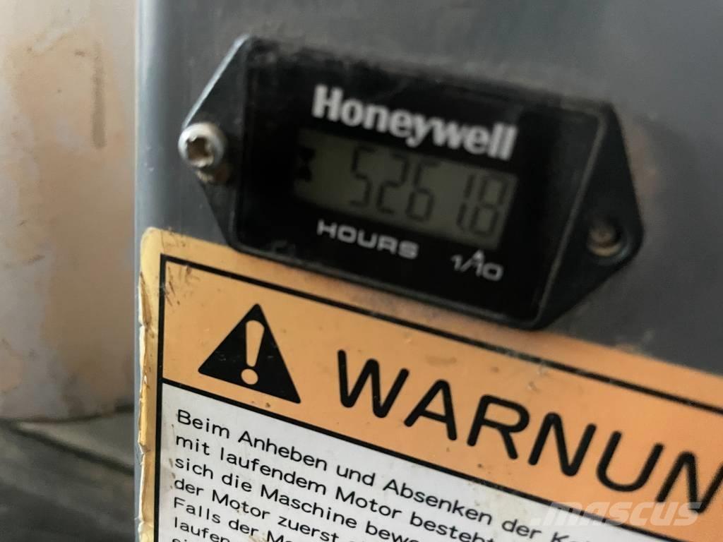 Takeuchi TB 250 Mini pelle < 7t