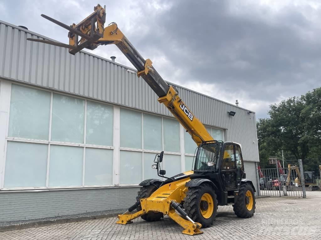 JCB 540-140     2016 Chariot télescopique