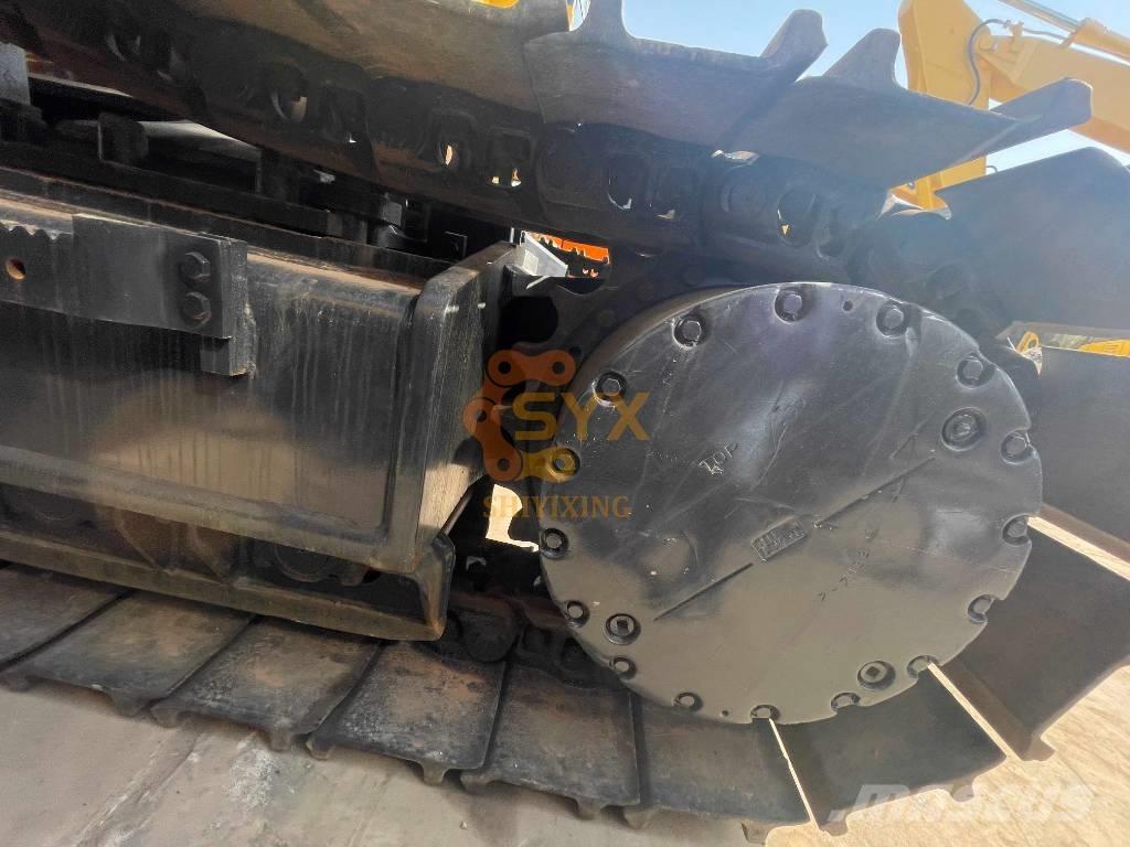Komatsu PC 450 LC-8 Pelle sur chenilles