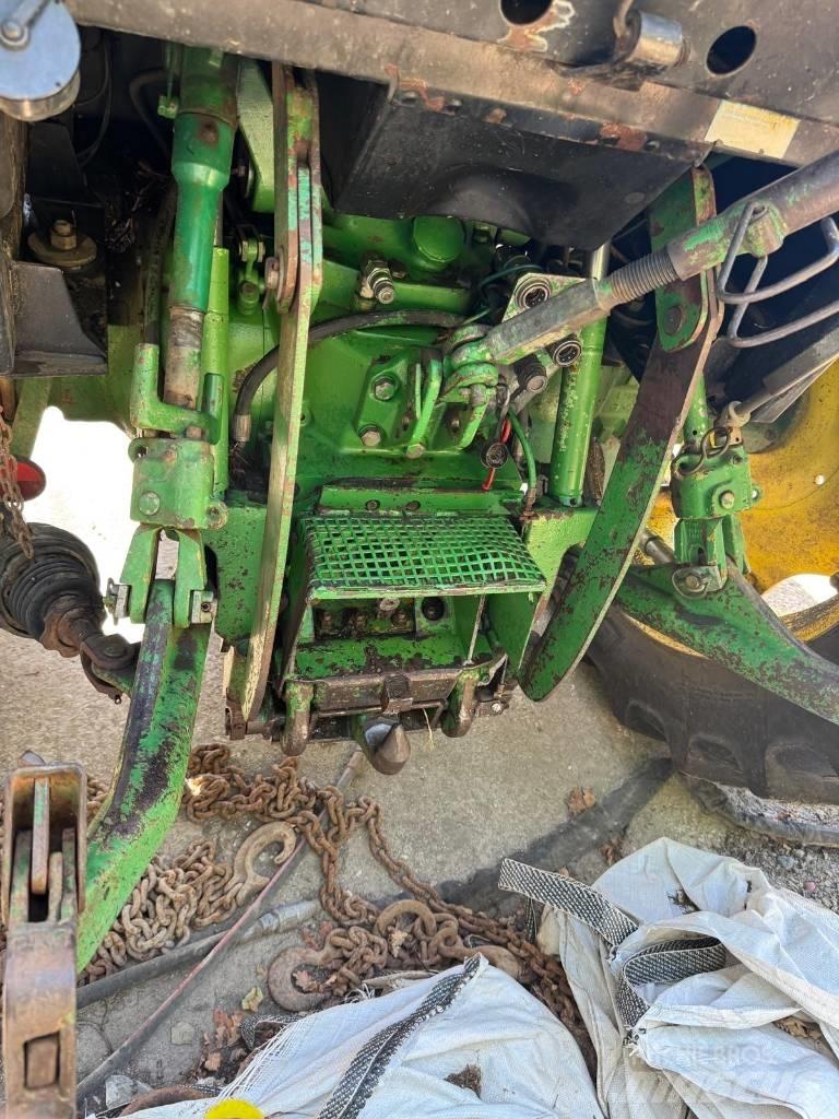 John Deere 2850 Tracteur