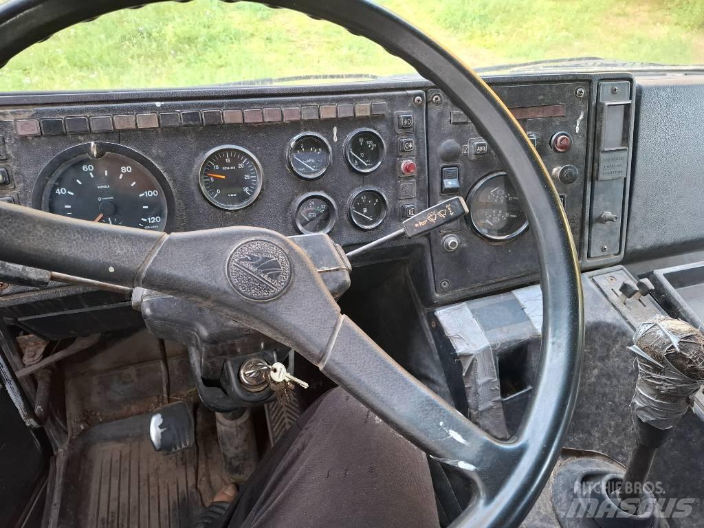 MAZ 551633 Camion benne