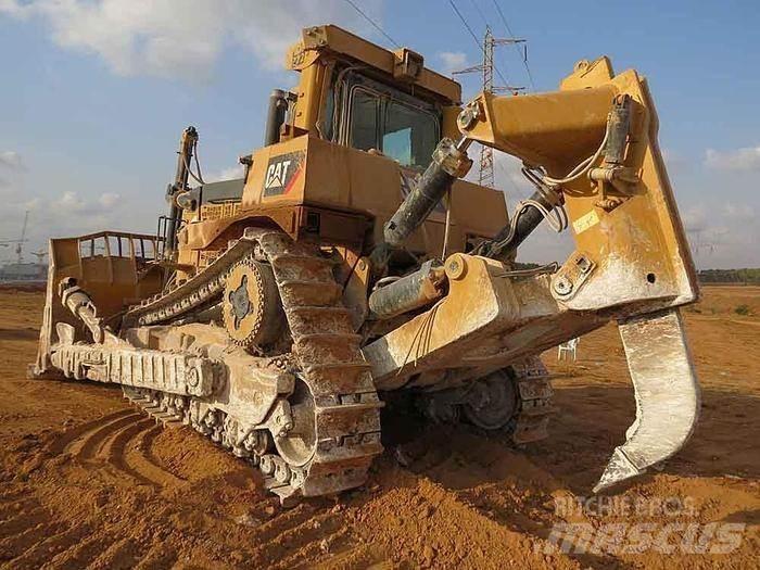CAT D10 T Bouteurs sur chenilles