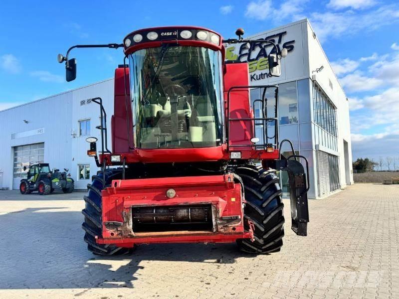 Case IH AF 5088 Moissonneuse batteuse