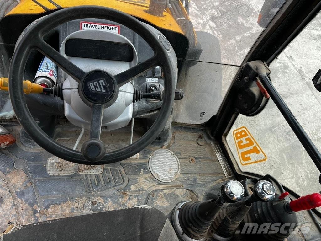 JCB 3 CX Contractor Pelle sur pneus