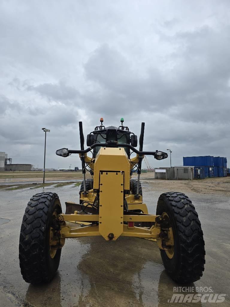 CAT 150 Niveleuse