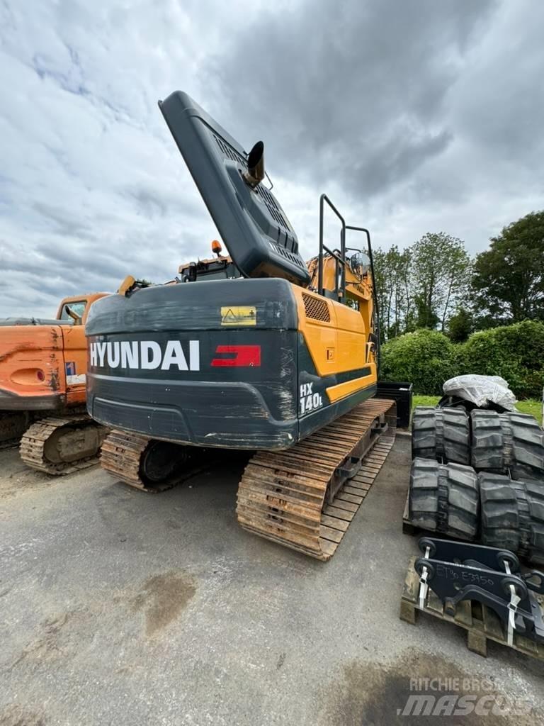 Hyundai HX 140L Pelle sur chenilles