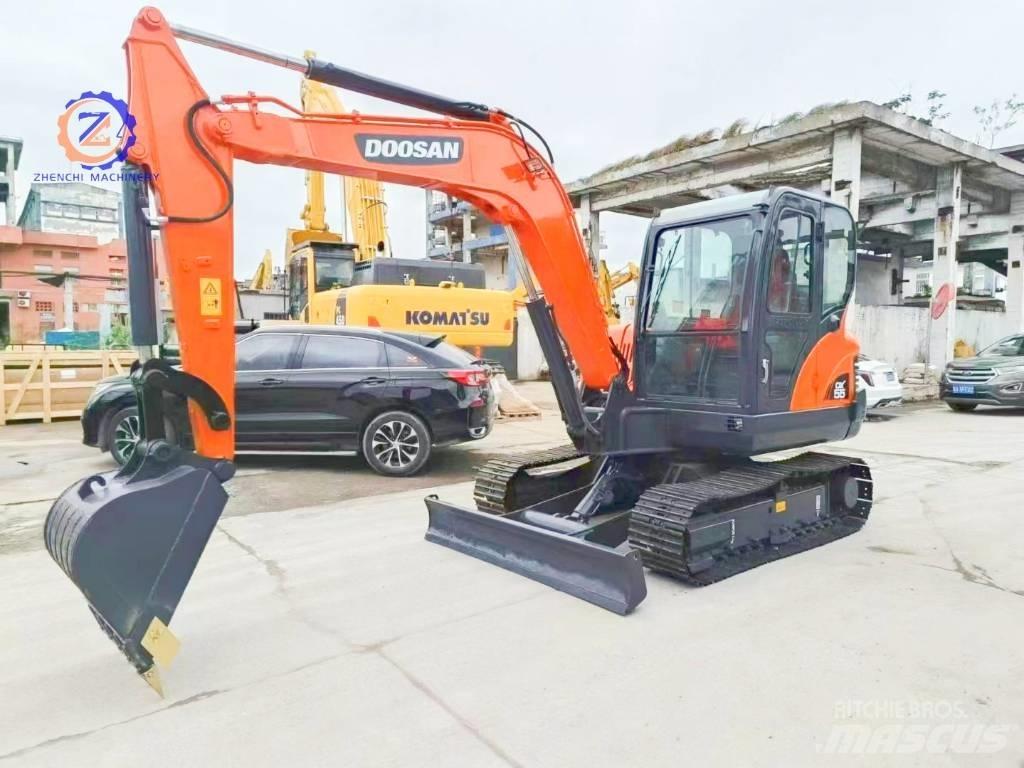 Doosan DX 55 Mini pelle < 7t