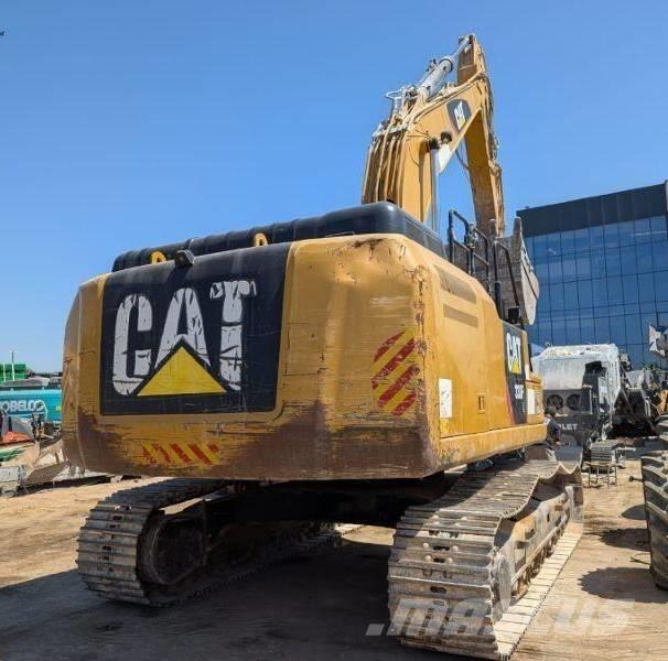 CAT 330 Pelle sur chenilles
