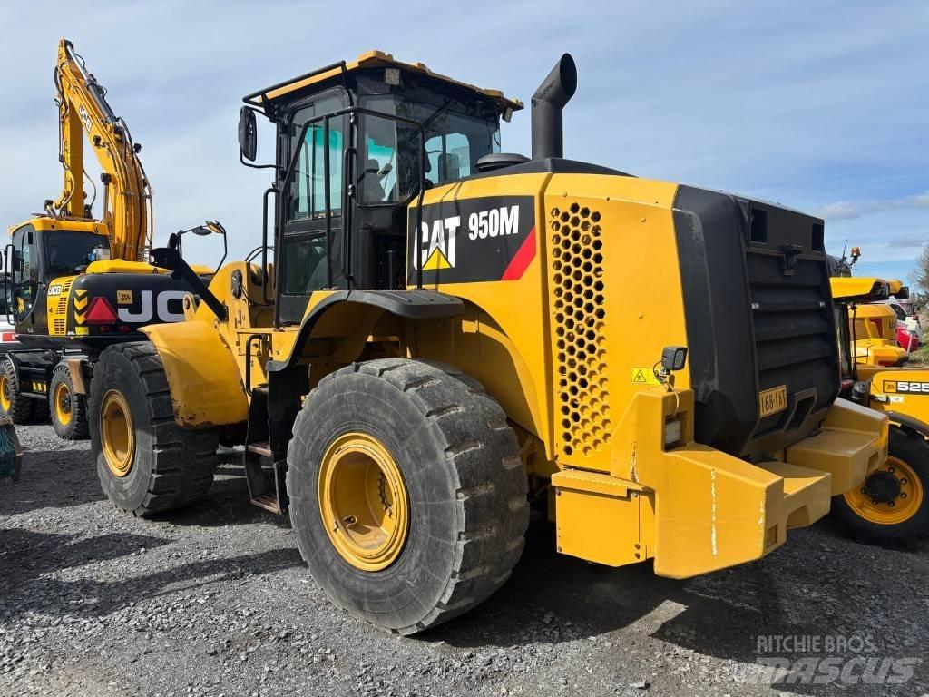 CAT 950M Chargeuse sur pneus