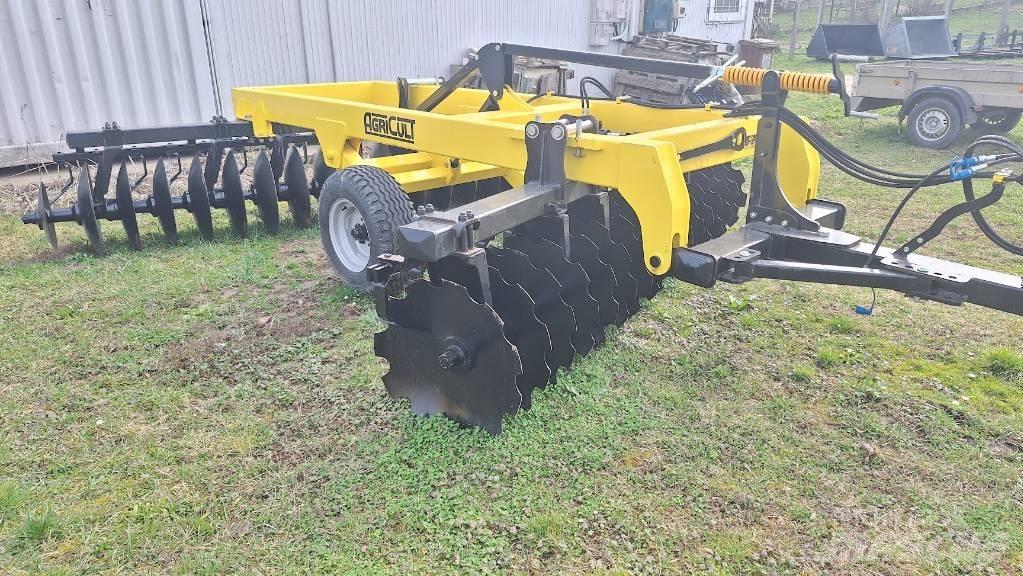  AgriCult TGD 32 Autres outils de préparation du sol