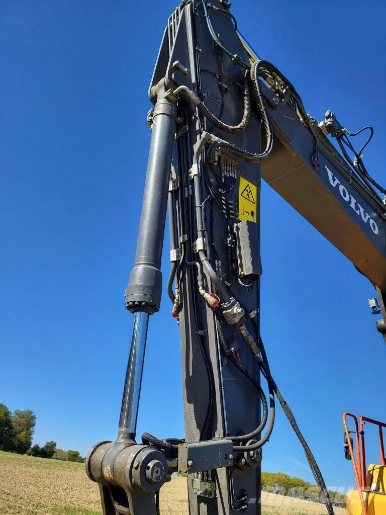 Volvo ECR  235  EL Pelle sur chenilles