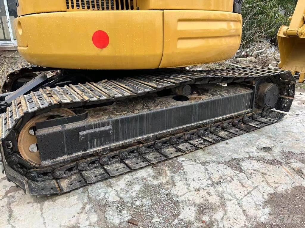 CAT 303c Mini pelle < 7t