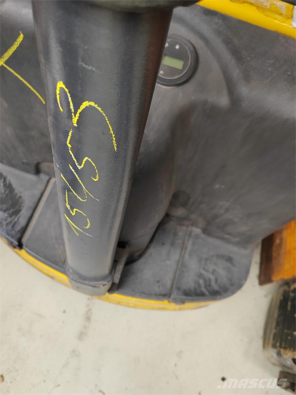 OM TL 18 Gerbeur accompagnant