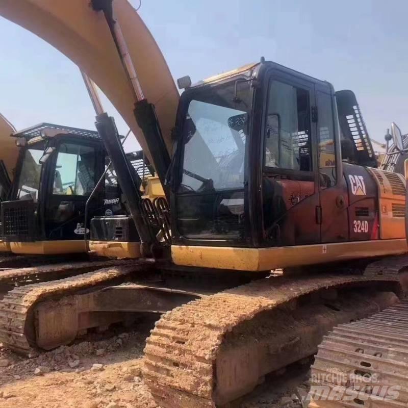 CAT 324 Pelle sur chenilles