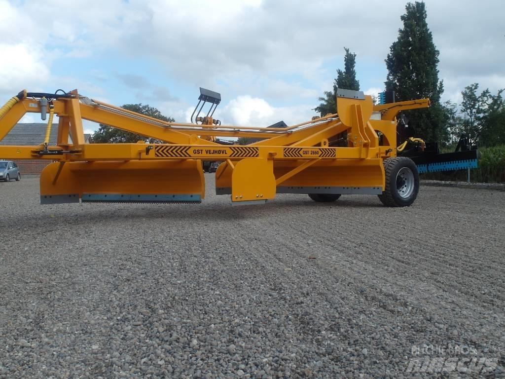 GST VEJHØVL 2550 Niveleuse