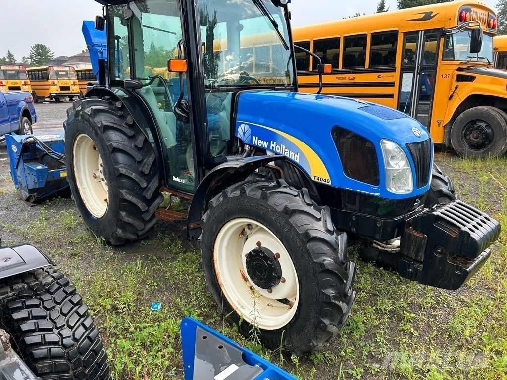 New Holland T 4040 Tracteur