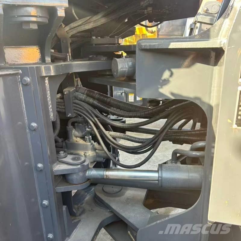 LiuGong CLG870H Chargeuse sur pneus