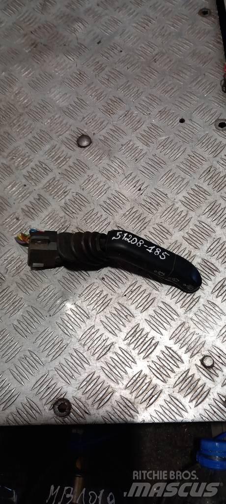 Scania 94 D.     1340103 Cabines