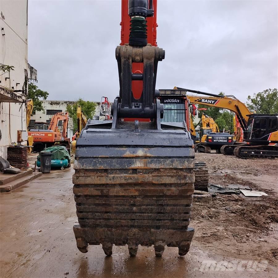 Doosan DX340LC Pelle sur chenilles