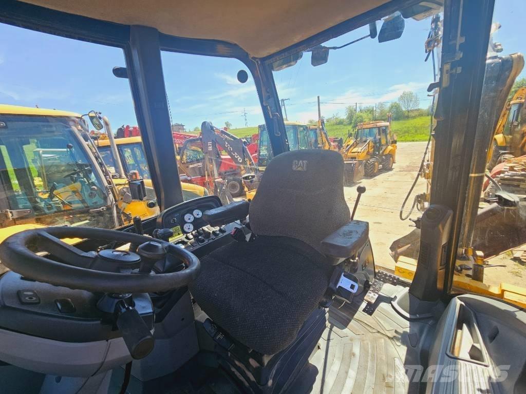 CAT 428 E Tractopelle