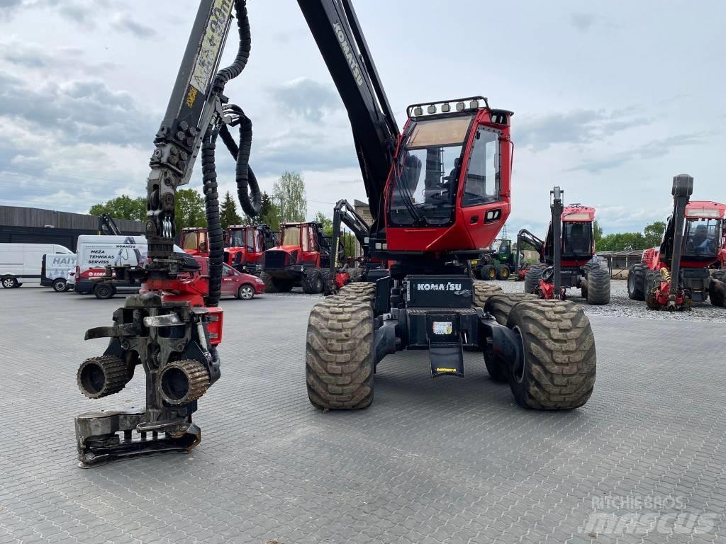 Komatsu 901 XC Abatteuse