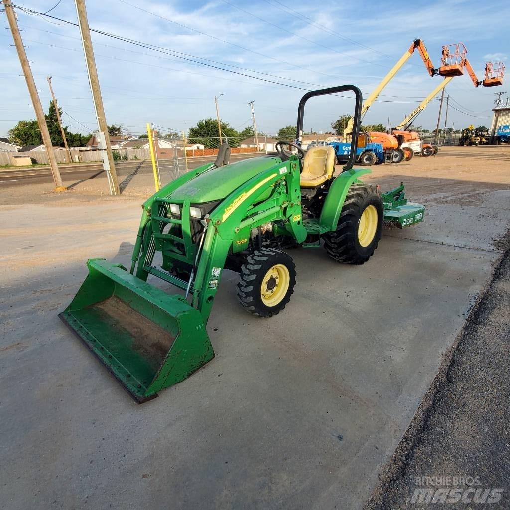John Deere 3203 Micro tracteur