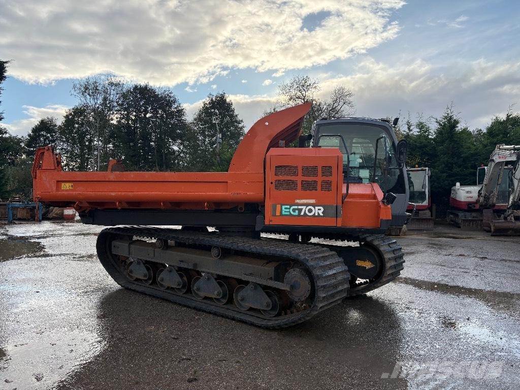 Hitachi EG 70 R Tombereau sur chenilles