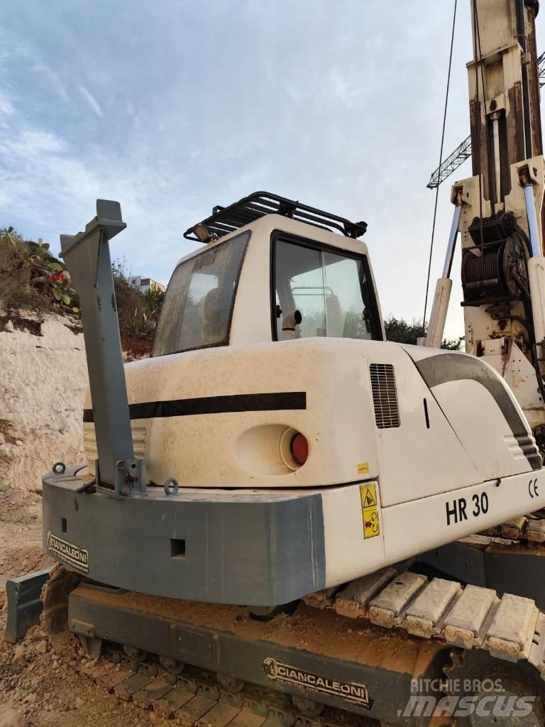 Mait HR30 Pelle enfonce-pieux
