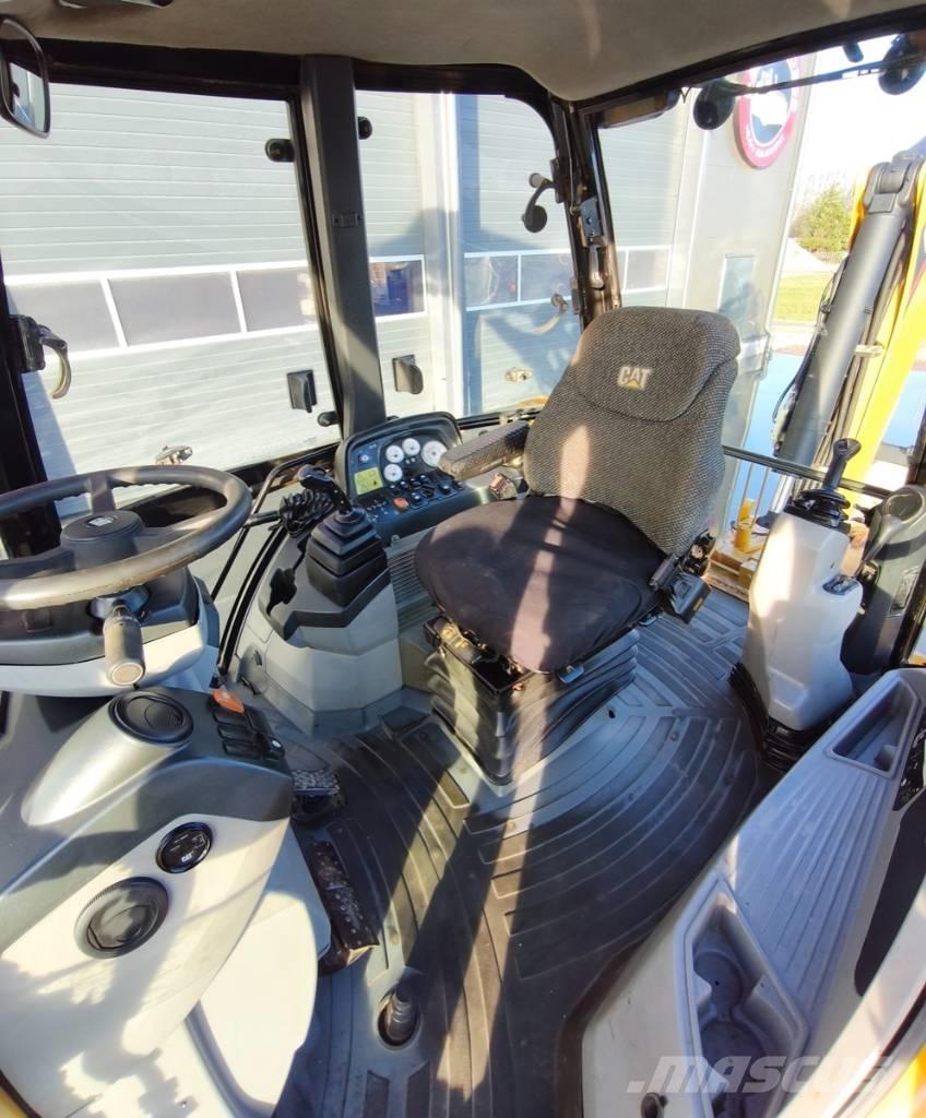 CAT 432 E Tractopelle