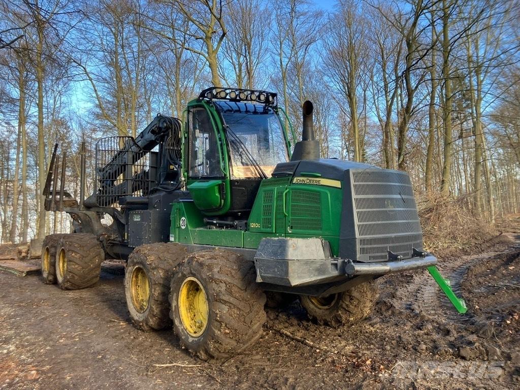 John Deere 1210 G Porteur
