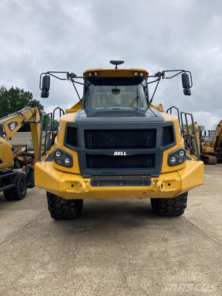 Bell B45E 6x6 Tombereau articulé