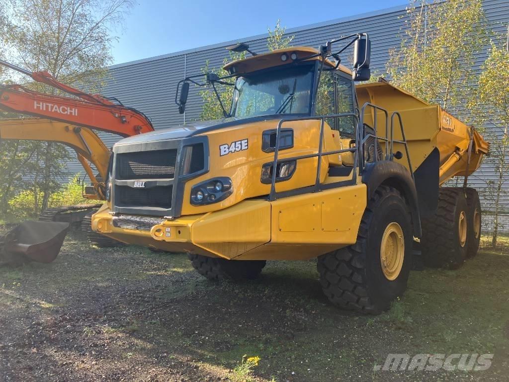 Bell B45E 6x6 Tombereau articulé