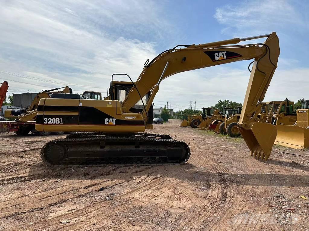CAT 320 B Pelle sur chenilles