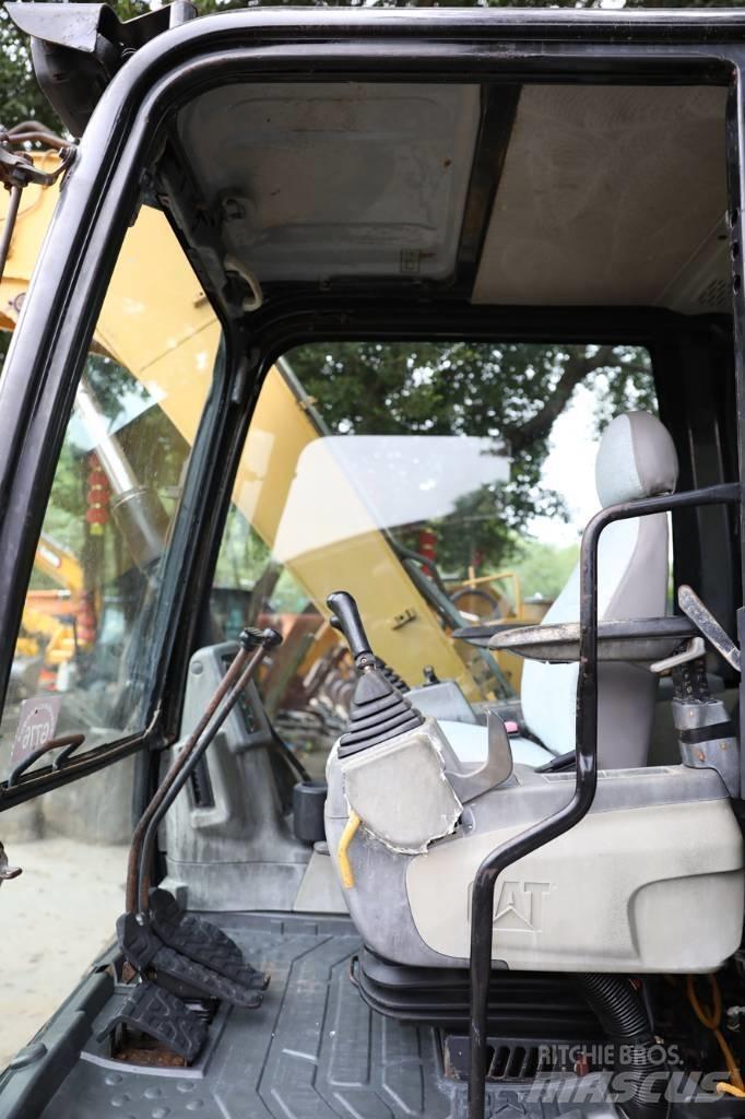 CAT 307 D Pelle sur chenilles