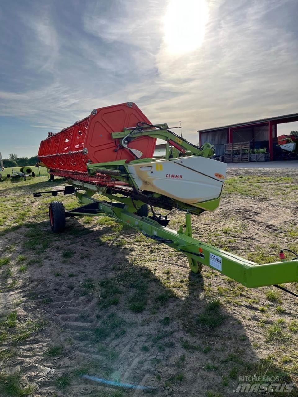 CLAAS Lexion 650 Moissonneuse batteuse