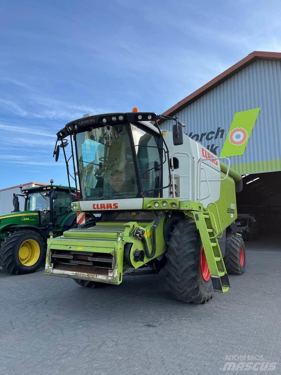 CLAAS Lexion 650 Moissonneuse batteuse