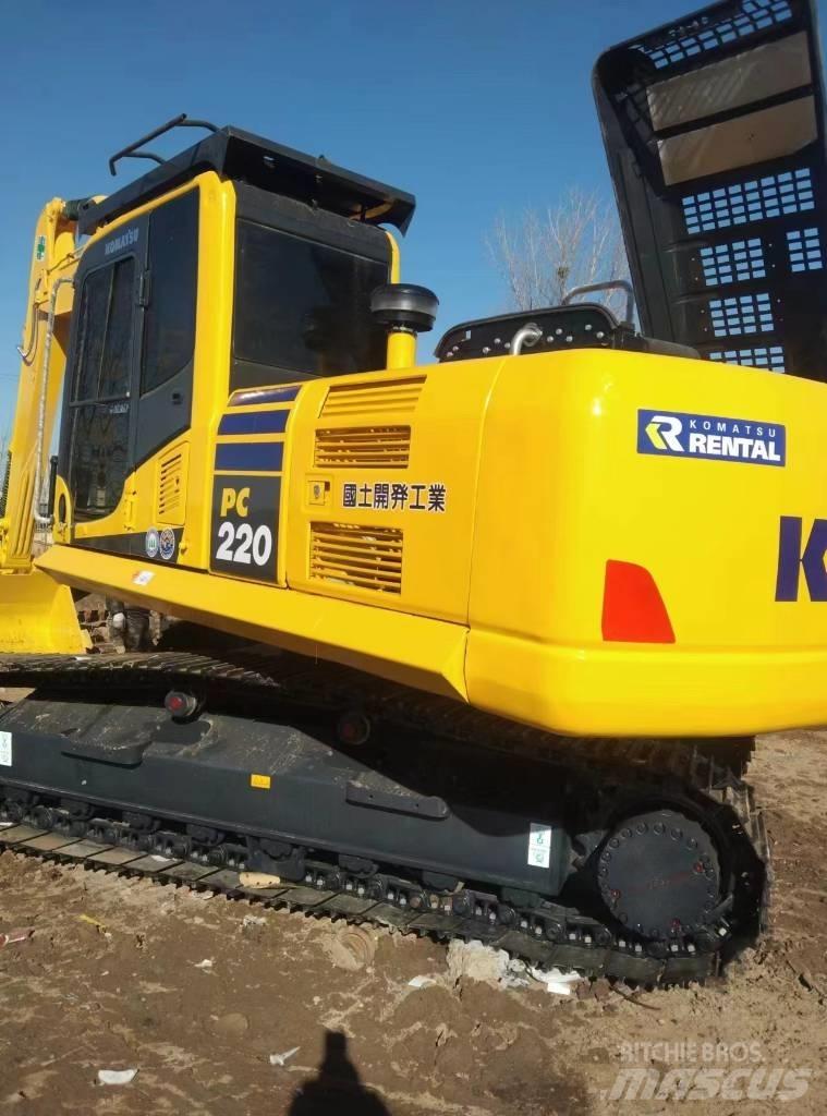 Komatsu PC 220-8 Pelle sur chenilles