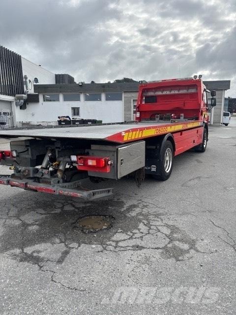 Volvo FE 320 Camion porte engin
