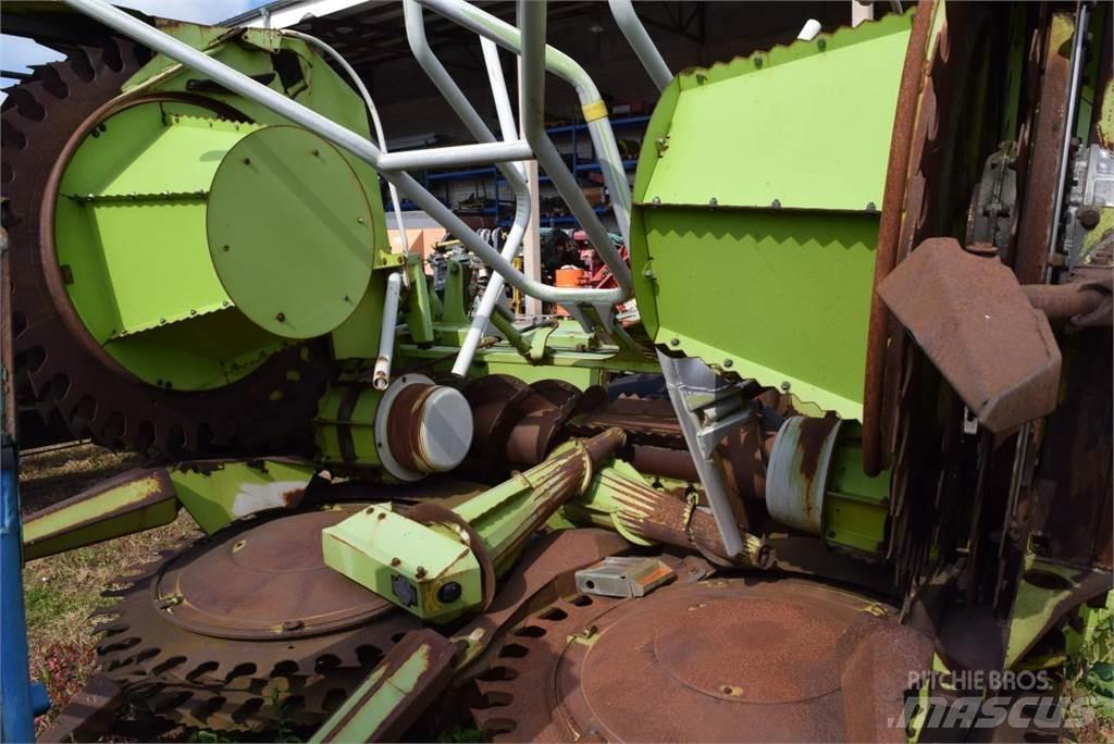 CLAAS RU 600 Autres matériels de fenaison