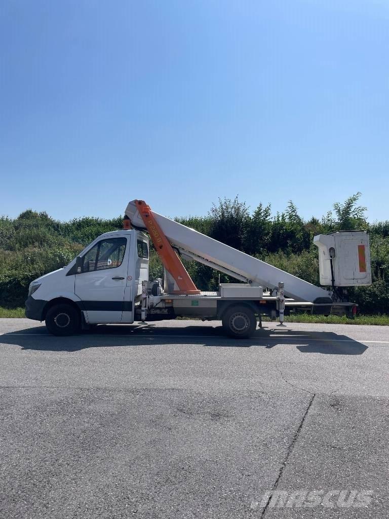 Palfinger P 220 B Camion nacelle